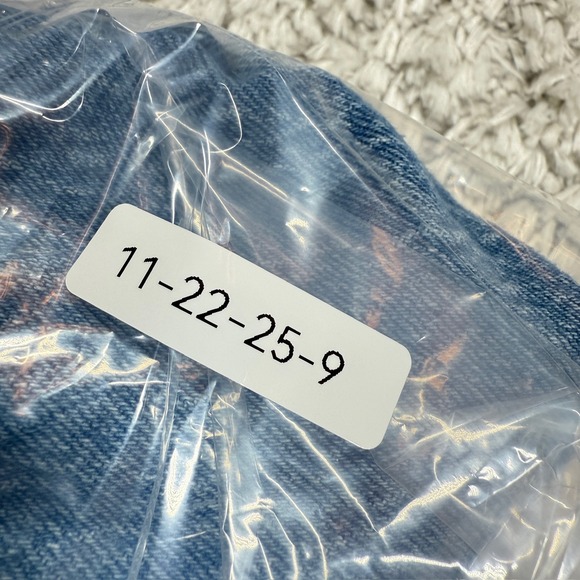 Levis Jeans Women's 27 Wedgie Straight Premium Denim Light Wash Button Fly Big E - Picture 16 of 16